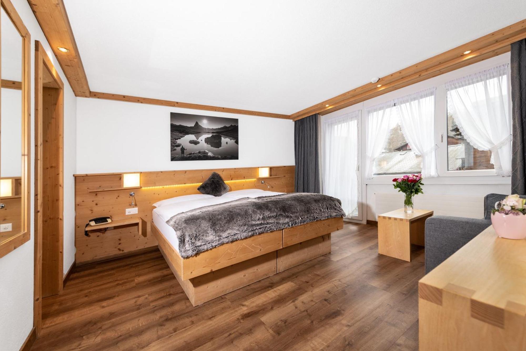 Hotel Matterhornblick Церматт Экстерьер фото